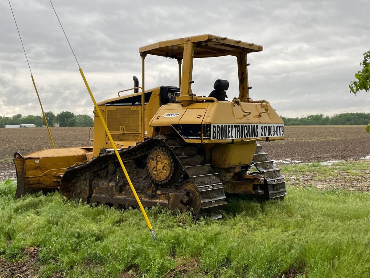 Brohez Trucking LLC Cat D6N bulldozer in central Illinois — bulldozing and grading services