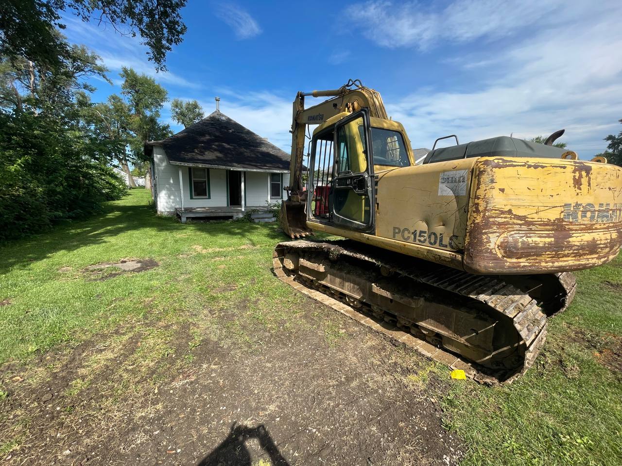 Completed gravel driveway with landscaping — Brohez Trucking Mattoon IL